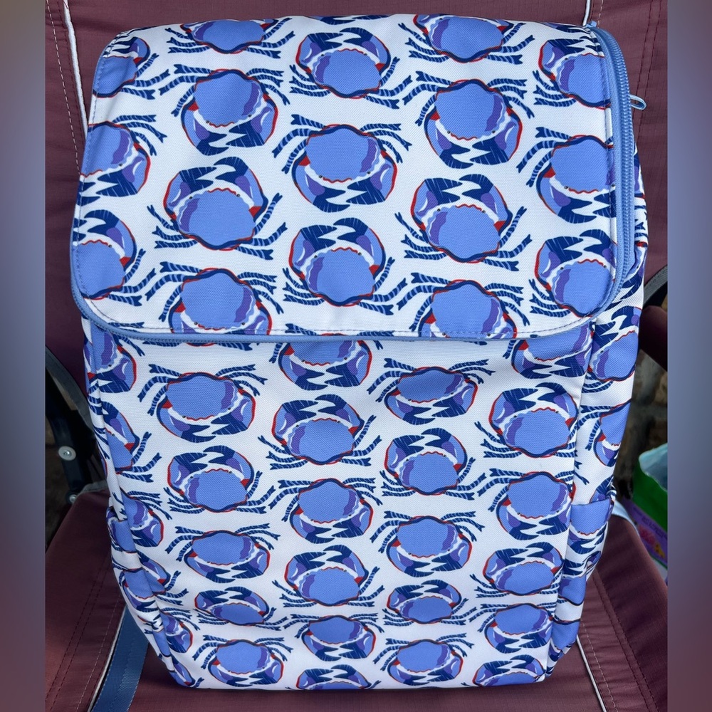 NWT Vera Bradley Lighten Up Essential  Cooler Backpack Feelin Crabby To…